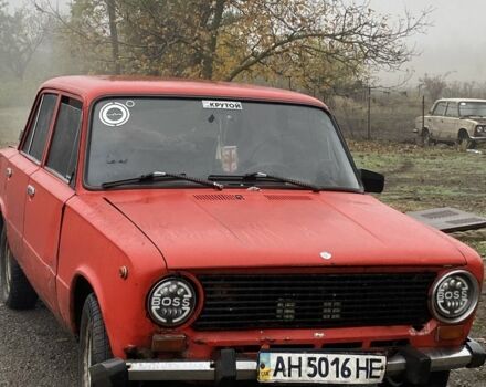 Красный ВАЗ 2101, объемом двигателя 1.6 л и пробегом 2 тыс. км за 592 $, фото 4 на Automoto.ua