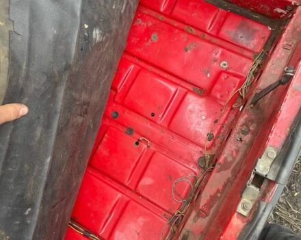 Красный ВАЗ 2101, объемом двигателя 1 л и пробегом 35 тыс. км за 596 $, фото 3 на Automoto.ua