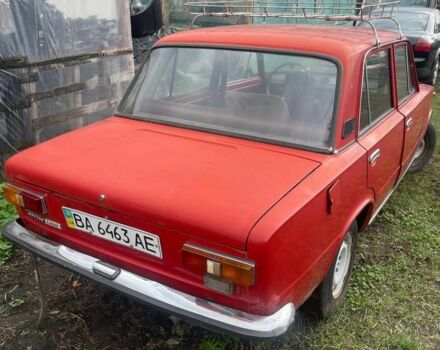 Красный ВАЗ 2101, объемом двигателя 1 л и пробегом 35 тыс. км за 596 $, фото 2 на Automoto.ua