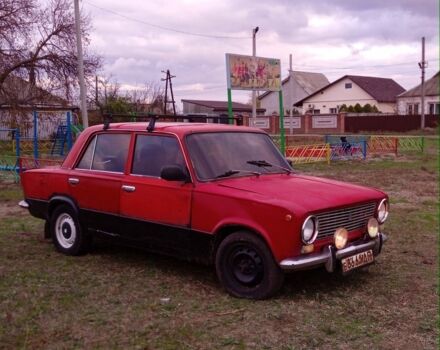 Красный ВАЗ 2101, объемом двигателя 1.3 л и пробегом 111 тыс. км за 450 $, фото 2 на Automoto.ua