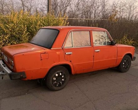 Красный ВАЗ 2101, объемом двигателя 1.2 л и пробегом 1 тыс. км за 382 $, фото 3 на Automoto.ua