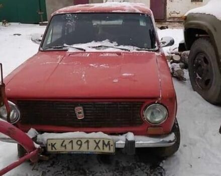 ВАЗ 2101 1985 в Хмельницком на Automoto.ua Красный ВАЗ 2101, объемом двигателя 1 л и пробегом 1 тыс. км за 238 $, фото 2 на Automoto.ua