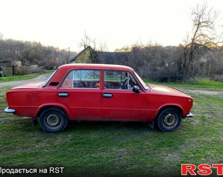 Красный ВАЗ 2101, объемом двигателя 13 л и пробегом 300 тыс. км за 499 $, фото 3 на Automoto.ua