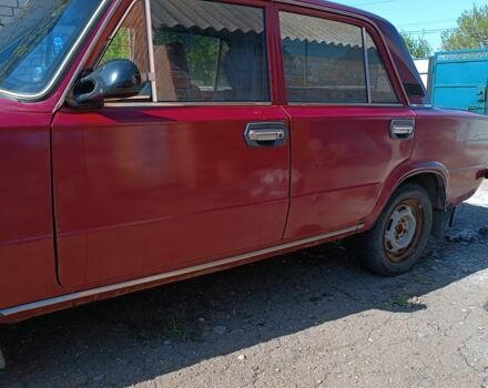ВАЗ 2101 1986 в Кропивницком (Кировограде) на Automoto.ua Красный ВАЗ 2101, объемом двигателя 1.2 л и пробегом 93 тыс. км за 528 $, фото 2 на Automoto.ua