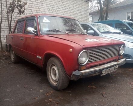 Красный ВАЗ 2101, объемом двигателя 0 л и пробегом 350 тыс. км за 308 $, фото 2 на Automoto.ua