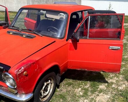 Червоний ВАЗ 2101, об'ємом двигуна 1.3 л та пробігом 93 тис. км за 300 $, фото 4 на Automoto.ua