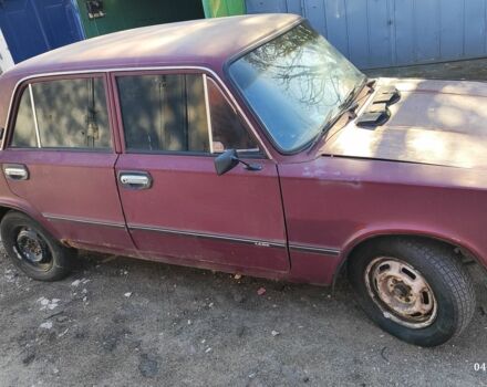 Красный ВАЗ 2101, объемом двигателя 1 л и пробегом 90 тыс. км за 170 $, фото 4 на Automoto.ua
