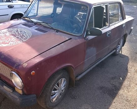 Красный ВАЗ 2101, объемом двигателя 1.4 л и пробегом 87 тыс. км за 477 $, фото 3 на Automoto.ua