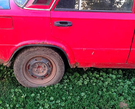 Красный ВАЗ 2101, объемом двигателя 1.3 л и пробегом 83 тыс. км за 300 $, фото 5 на Automoto.ua