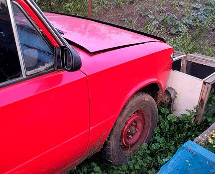 Красный ВАЗ 2101, объемом двигателя 1.3 л и пробегом 83 тыс. км за 300 $, фото 4 на Automoto.ua