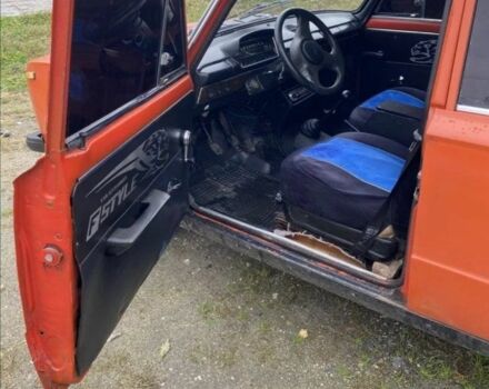 Красный ВАЗ 2101, объемом двигателя 1 л и пробегом 330 тыс. км за 100 $, фото 2 на Automoto.ua