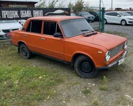 Красный ВАЗ 2101, объемом двигателя 1 л и пробегом 330 тыс. км за 100 $, фото 1 на Automoto.ua