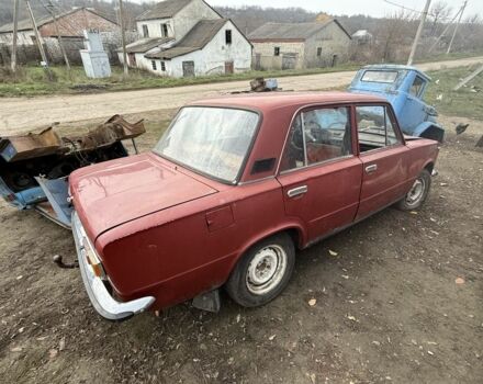Красный ВАЗ 2101, объемом двигателя 1.3 л и пробегом 150 тыс. км за 500 $, фото 2 на Automoto.ua