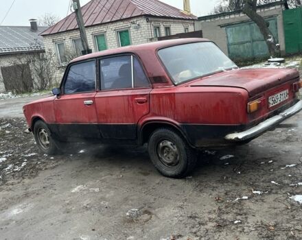 Красный ВАЗ 2101, объемом двигателя 1.5 л и пробегом 250 тыс. км за 296 $, фото 2 на Automoto.ua