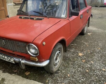 Красный ВАЗ 2101, объемом двигателя 1.6 л и пробегом 300 тыс. км за 300 $, фото 3 на Automoto.ua