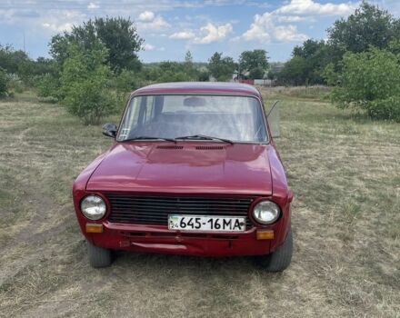 Красный ВАЗ 2101, объемом двигателя 1.3 л и пробегом 100 тыс. км за 265 $, фото 1 на Automoto.ua