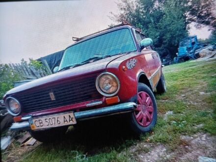ВАЗ 2101 1971 в Чернигове на Automoto.ua Красный ВАЗ 2101, объемом двигателя 1.3 л и пробегом 653 тыс. км за 411 $, фото 1 на Automoto.ua