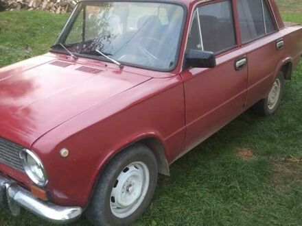 ВАЗ 2101 1971 у Чернівцях на Automoto.ua Червоний ВАЗ 2101, об'ємом двигуна 1.2 л та пробігом 67 тис. км за 604 $, фото 1 на Automoto.ua