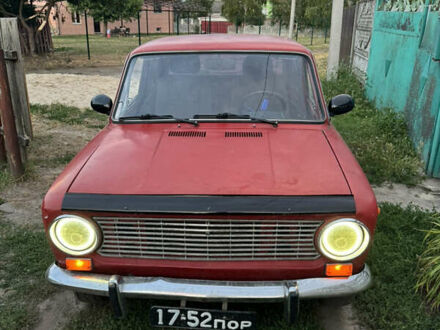 ВАЗ 2101 1971 в Кременчуге на Automoto.ua Красный ВАЗ 2101, объемом двигателя 0 л и пробегом 250 тыс. км за 890 $, фото 1 на Automoto.ua
