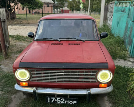 Красный ВАЗ 2101, объемом двигателя 0 л и пробегом 250 тыс. км за 890 $, фото 1 на Automoto.ua