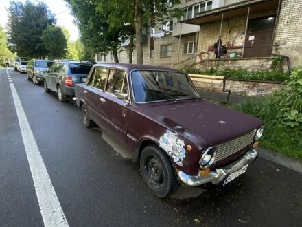 ВАЗ 2101 1972 у Львові на Automoto.ua Червоний ВАЗ 2101, об'ємом двигуна 1.2 л та пробігом 300 тис. км за 12000 $, фото 1 на Automoto.ua