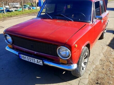 ВАЗ 2101 1972 в Одессе на Automoto.ua Красный ВАЗ 2101, объемом двигателя 1.2 л и пробегом 0 тыс. км за 1000 $, фото 1 на Automoto.ua