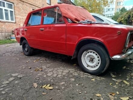 Красный ВАЗ 2101, объемом двигателя 1 л и пробегом 382 тыс. км за 800 $, фото 1 на Automoto.ua