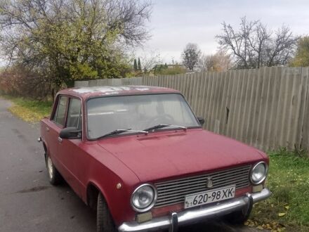 ВАЗ 2101 1973 в Дергачах на Automoto.ua Красный ВАЗ 2101, объемом двигателя 1 л и пробегом 2 тыс. км за 452 $, фото 1 на Automoto.ua