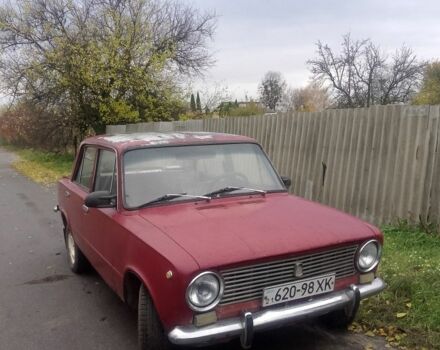 Красный ВАЗ 2101, объемом двигателя 1 л и пробегом 2 тыс. км за 452 $, фото 1 на Automoto.ua