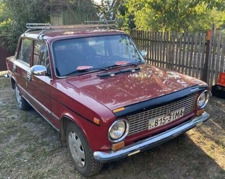 Красный ВАЗ 2101, объемом двигателя 1.5 л и пробегом 250 тыс. км за 600 $, фото 1 на Automoto.ua