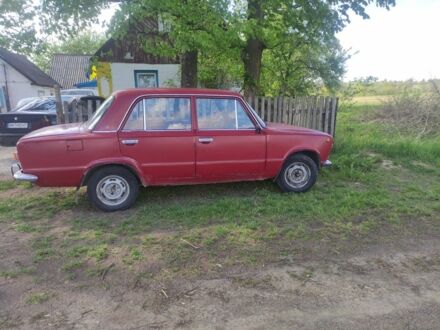 ВАЗ 2101 1973 у Житомирі на Automoto.ua Червоний ВАЗ 2101, об'ємом двигуна 0 л та пробігом 74 тис. км за 604 $, фото 1 на Automoto.ua