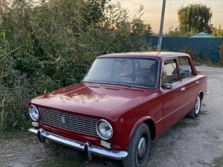 Красный ВАЗ 2101, объемом двигателя 1.2 л и пробегом 777 тыс. км за 485 $, фото 1 на Automoto.ua