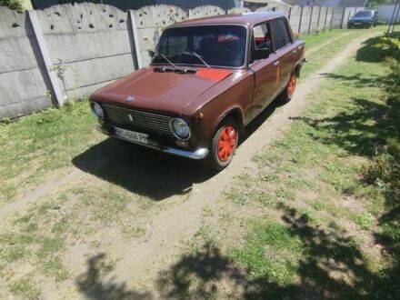 ВАЗ 2101 1973 у Львові на Automoto.ua Червоний ВАЗ 2101, об'ємом двигуна 1.2 л та пробігом 140 тис. км за 13000 $, фото 1 на Automoto.ua