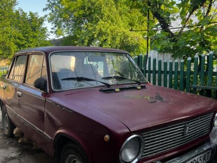 ВАЗ 2101 1973 у Збараже на Automoto.ua Червоний ВАЗ 2101, об'ємом двигуна 0 л та пробігом 76 тис. км за 500 $, фото 1 на Automoto.ua
