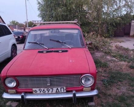 Красный ВАЗ 2101, объемом двигателя 0 л и пробегом 100 тыс. км за 310 $, фото 1 на Automoto.ua