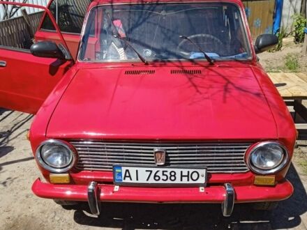 Красный ВАЗ 2101, объемом двигателя 1.2 л и пробегом 10 тыс. км за 349 $, фото 1 на Automoto.ua