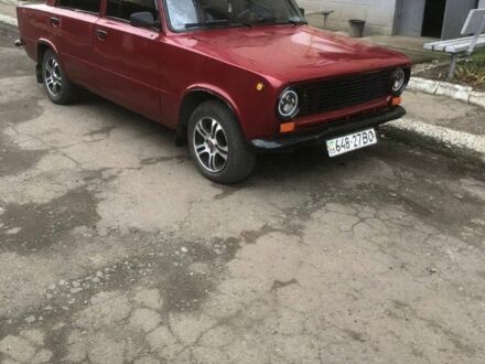 Красный ВАЗ 2101, объемом двигателя 1 л и пробегом 50 тыс. км за 900 $, фото 1 на Automoto.ua