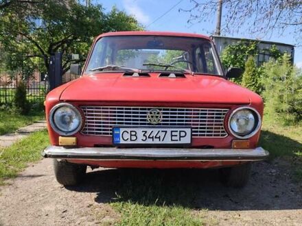 ВАЗ 2101 1975 в Козельце на Automoto.ua Красный ВАЗ 2101, объемом двигателя 1.3 л и пробегом 190 тыс. км за 720 $, фото 1 на Automoto.ua