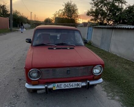 Красный ВАЗ 2101, объемом двигателя 1.3 л и пробегом 100 тыс. км за 405 $, фото 1 на Automoto.ua