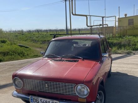 ВАЗ 2101 1975 в Одессе на Automoto.ua Красный ВАЗ 2101, объемом двигателя 1.3 л и пробегом 34 тыс. км за 850 $, фото 1 на Automoto.ua