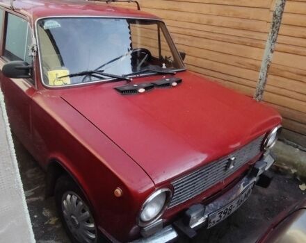 Красный ВАЗ 2101, объемом двигателя 0 л и пробегом 99 тыс. км за 400 $, фото 1 на Automoto.ua