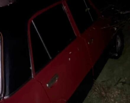 Красный ВАЗ 2101, объемом двигателя 1.2 л и пробегом 100 тыс. км за 712 $, фото 1 на Automoto.ua