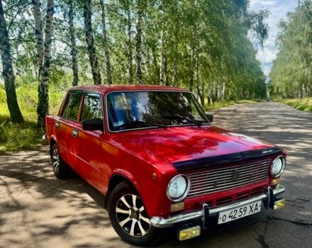 Красный ВАЗ 2101, объемом двигателя 1.2 л и пробегом 121 тыс. км за 698 $, фото 1 на Automoto.ua
