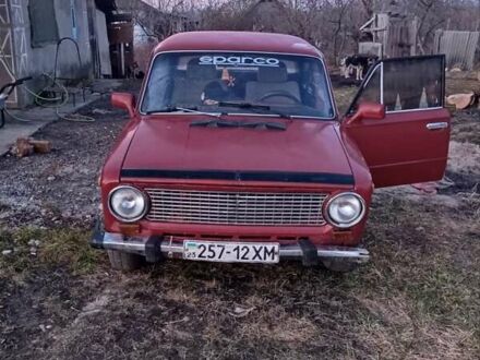 ВАЗ 2101 1976 в Хмельницком на Automoto.ua Красный ВАЗ 2101, объемом двигателя 0 л и пробегом 10 тыс. км за 550 $, фото 1 на Automoto.ua