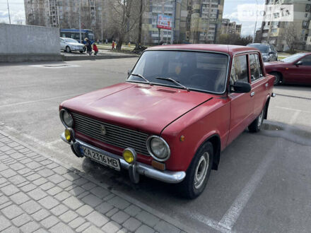 Червоний ВАЗ 2101, об'ємом двигуна 1.2 л та пробігом 65 тис. км за 970 $, фото 1 на Automoto.ua
