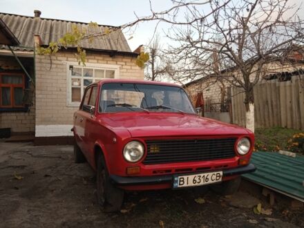 Красный ВАЗ 2101, объемом двигателя 1.3 л и пробегом 896 тыс. км за 310 $, фото 1 на Automoto.ua