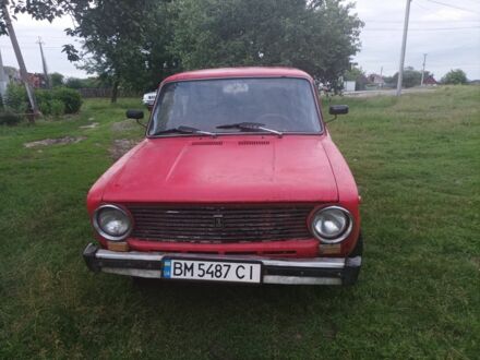 ВАЗ 2101 1976 в Шостке на Automoto.ua Красный ВАЗ 2101, объемом двигателя 1.5 л и пробегом 100 тыс. км за 387 $, фото 1 на Automoto.ua
