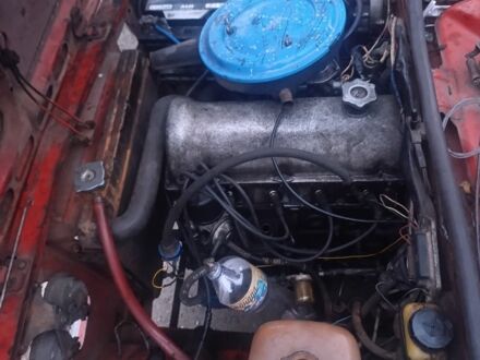 Красный ВАЗ 2101, объемом двигателя 1.2 л и пробегом 2 тыс. км за 413 $, фото 1 на Automoto.ua