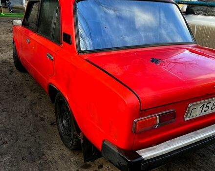 Красный ВАЗ 2101, объемом двигателя 1 л и пробегом 200 тыс. км за 590 $, фото 1 на Automoto.ua