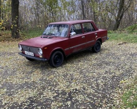 ВАЗ 2101 1977 в Миргороде на Automoto.ua Красный ВАЗ 2101, объемом двигателя 0 л и пробегом 200 тыс. км за 357 $, фото 1 на Automoto.ua